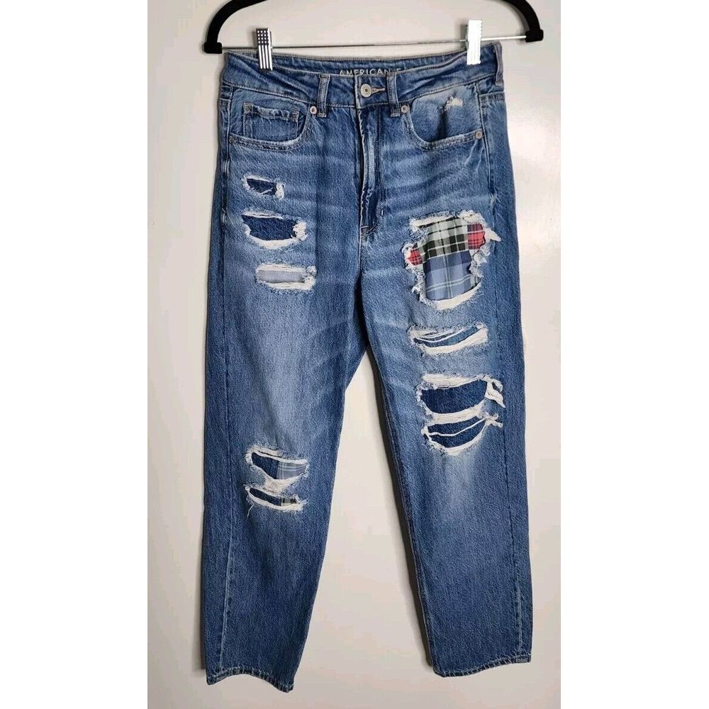 American Eagle Womens Jeans Blue Denim Distressed Mom Jean Size 6